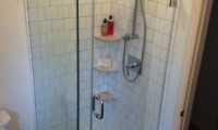 Frameless Shower Surround